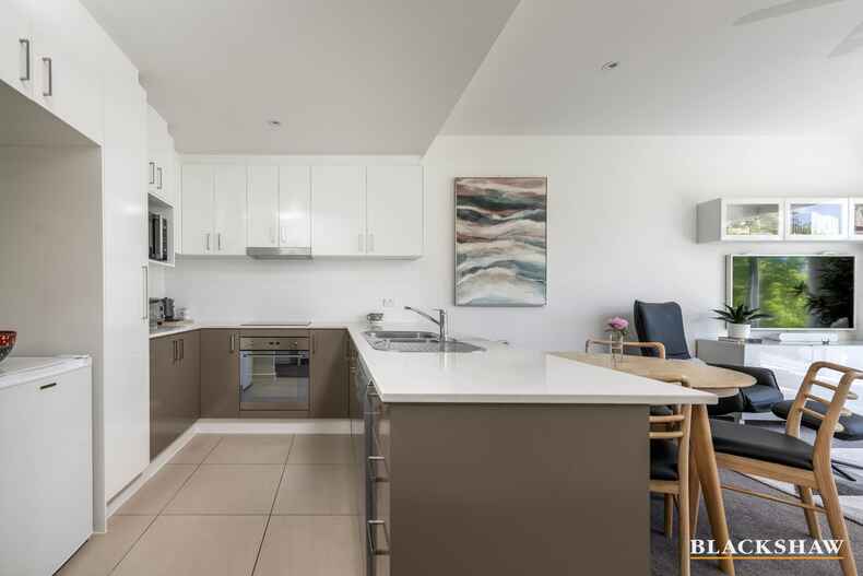 84/227 Flemington Road Franklin