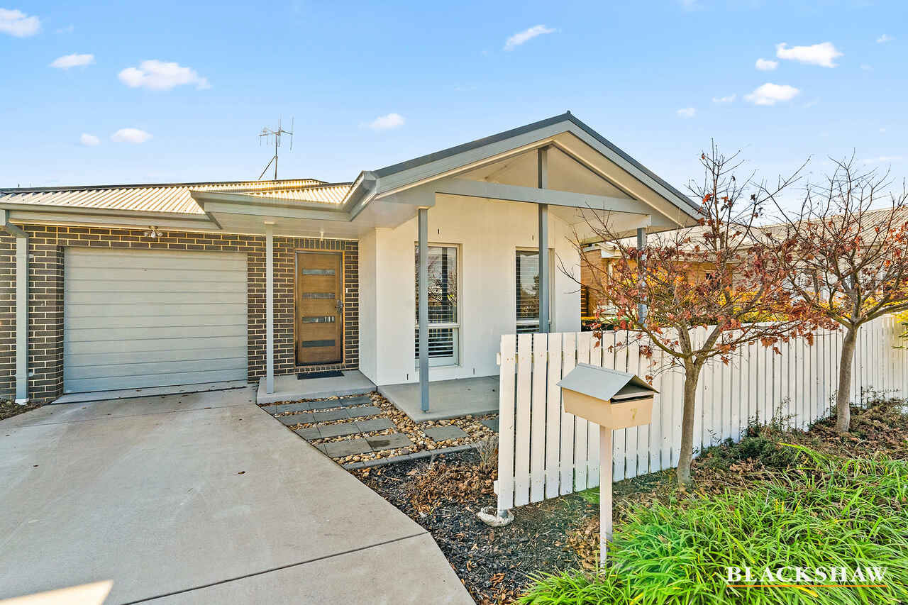 7 Daniel Street Googong