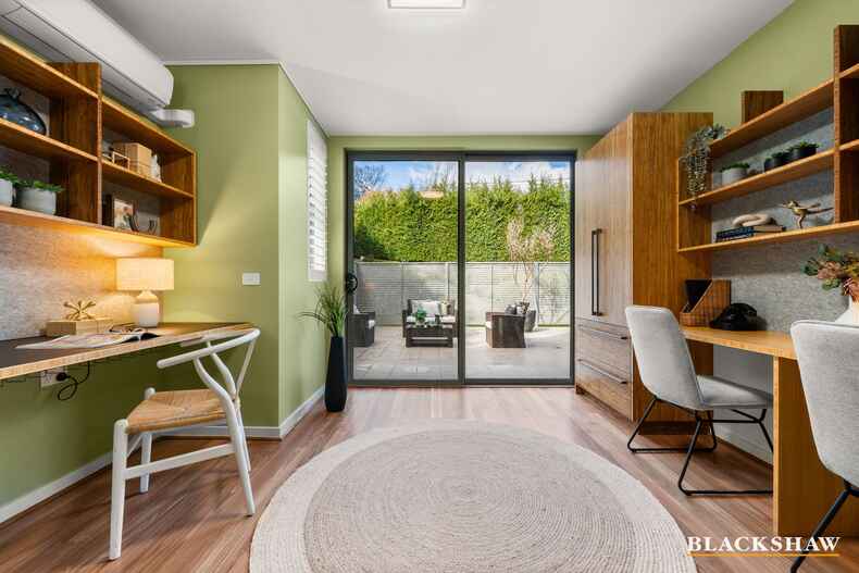 2/139 Blamey Crescent Campbell