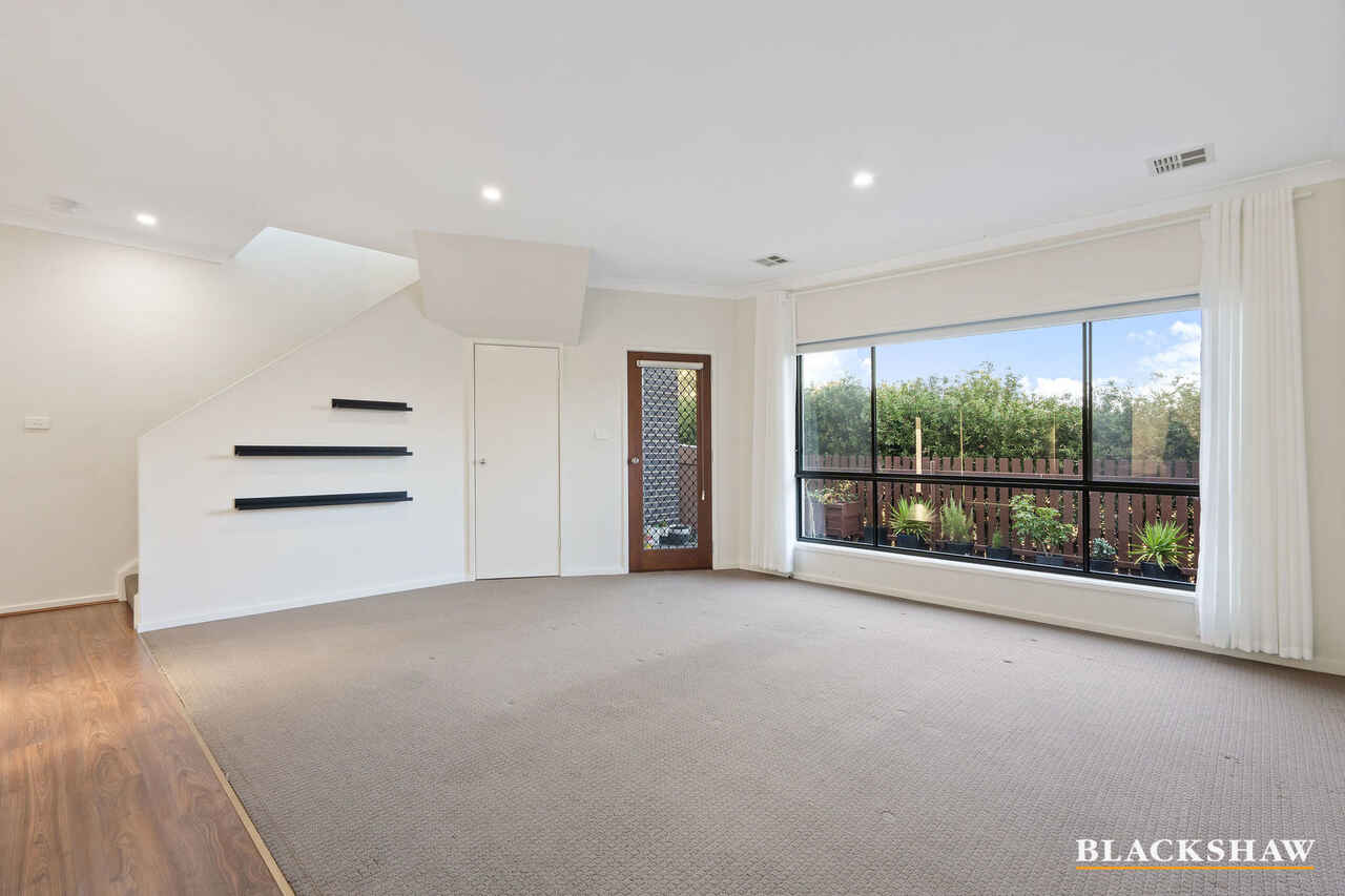 12/23 Renouf Street Casey
