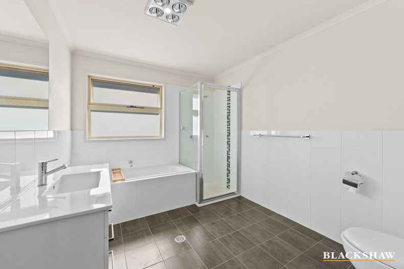 2/51 Erin Street Queanbeyan