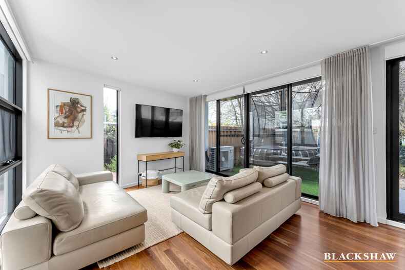 17/43 Hampton Circuit Yarralumla