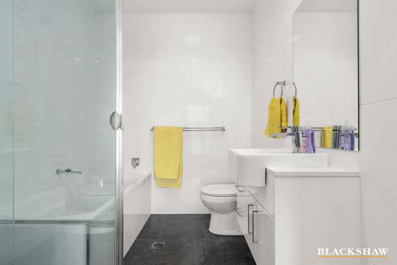 32 Chanter Terrace Coombs 32 Chanter Terrace Coombs