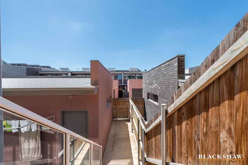 32 Chanter Terrace Coombs 32 Chanter Terrace Coombs