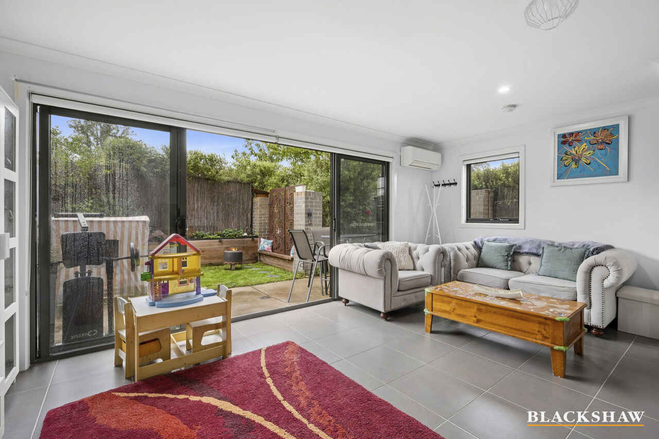 6/4 Annie Douglas Street Casey