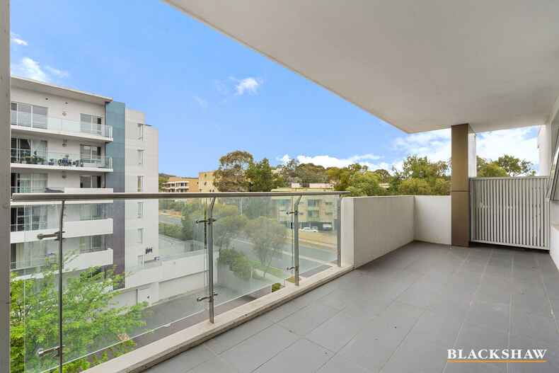 125/64 College Street Belconnen
