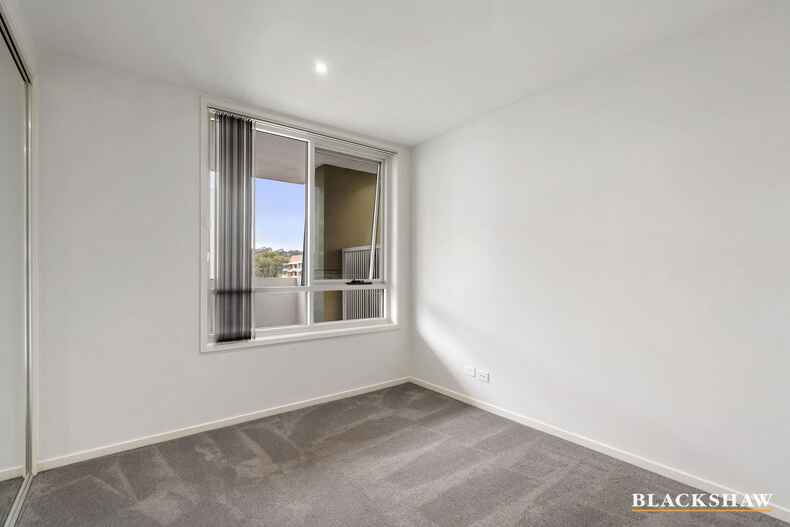125/64 College Street Belconnen