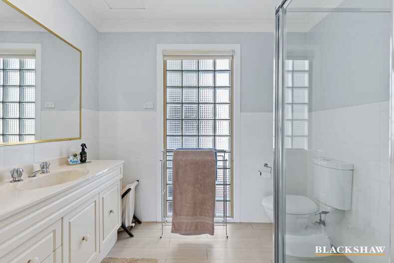 53 Karoola Crescent Surfside