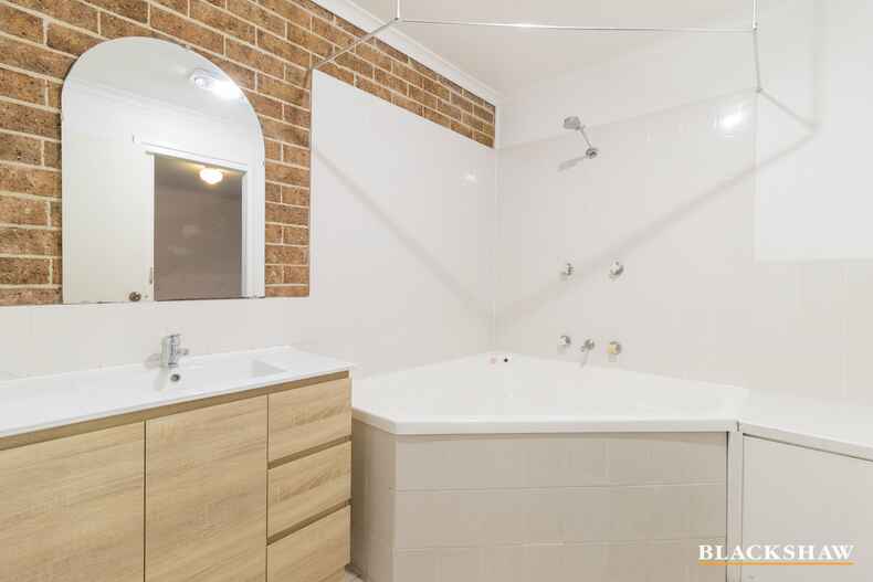 1/30 Mowatt Street Queanbeyan East 1/30 Mowatt Street Queanbeyan East