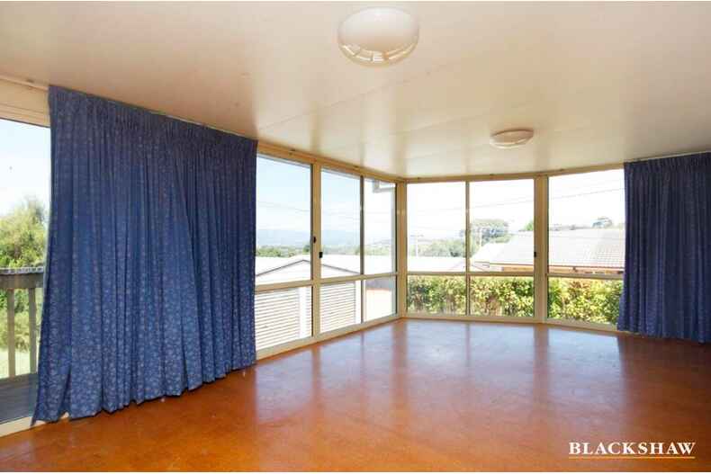 23 Girdlestone Crescent Calwell 23 Girdlestone Crescent Calwell