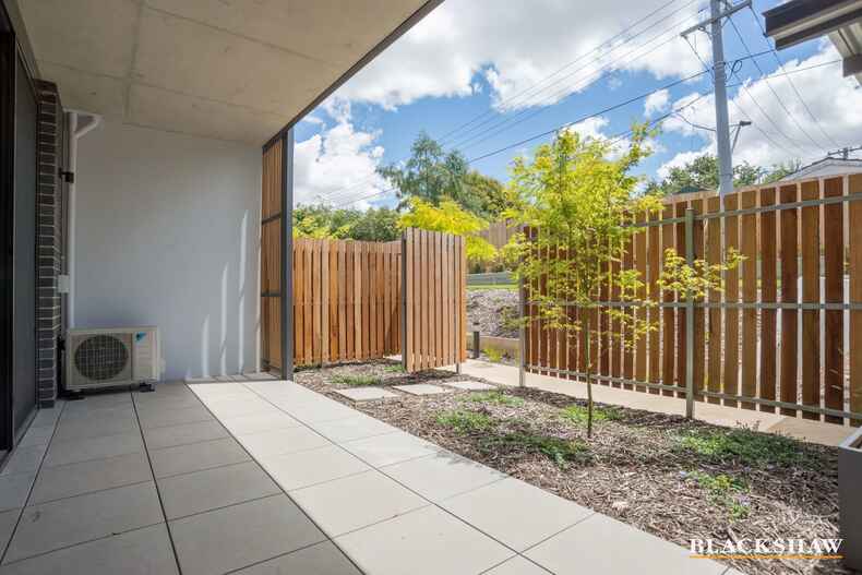 10/50 Lowanna Street Braddon