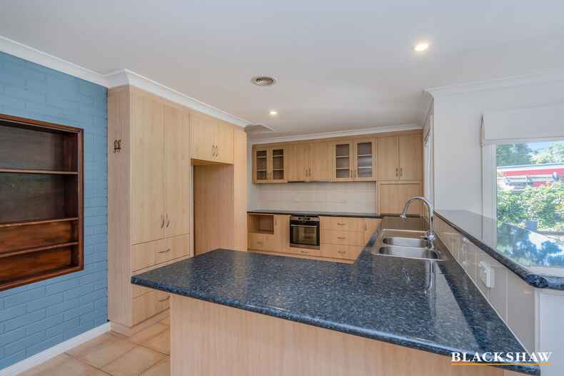 6 Cordeaux Street Duffy