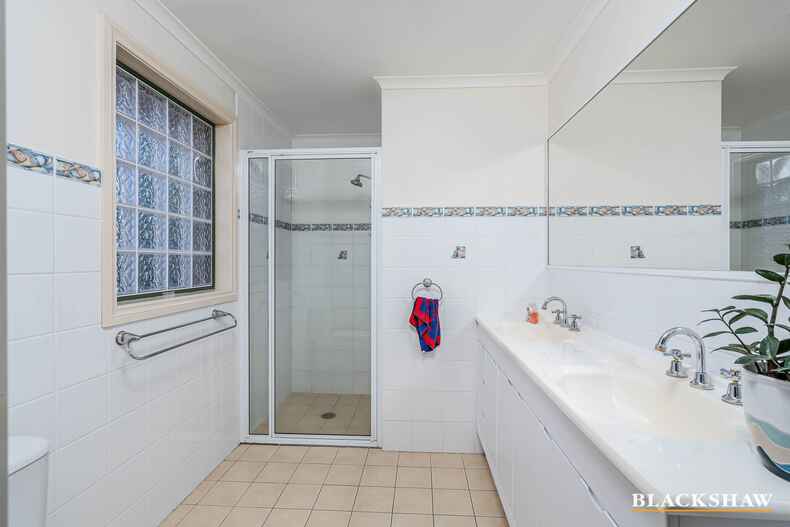 30 Ebeling Court Nicholls