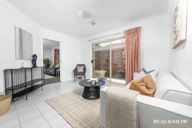 9 Lanley Square Ngunnawal