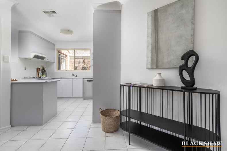 9 Lanley Square Ngunnawal