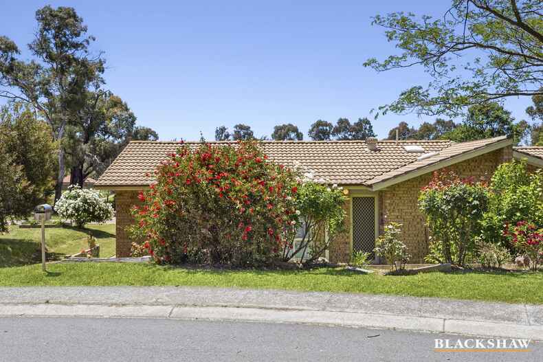 8 Hugh Mckay Crescent Dunlop