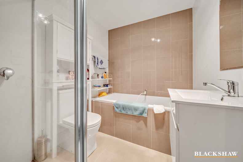 2/40 Callabonna Street Kaleen