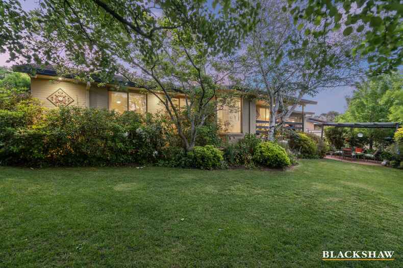 1 Sturgess Place Weston