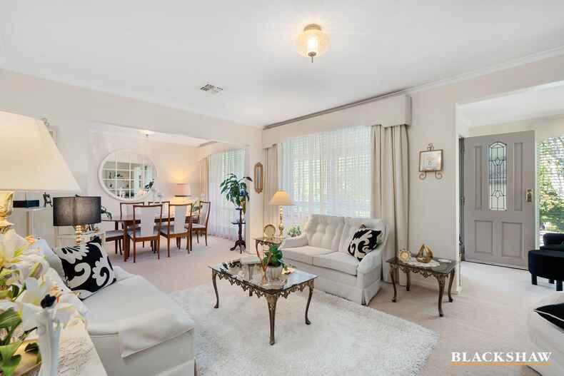 1 Sturgess Place Weston