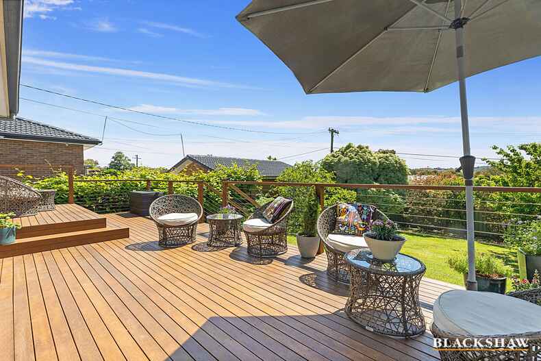 36 Handcock Crescent Macgregor