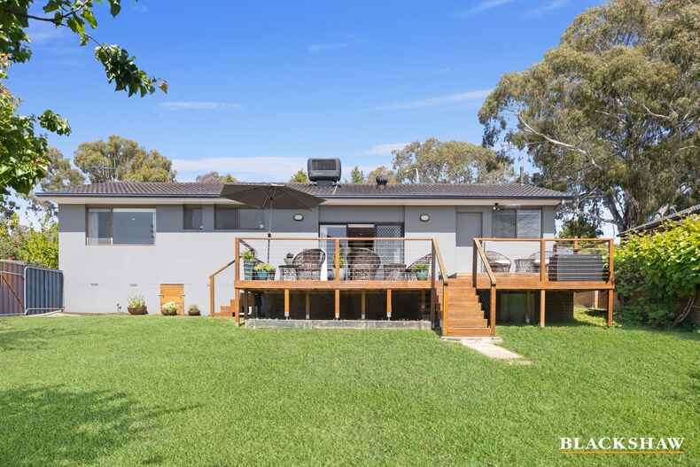 36 Handcock Crescent Macgregor