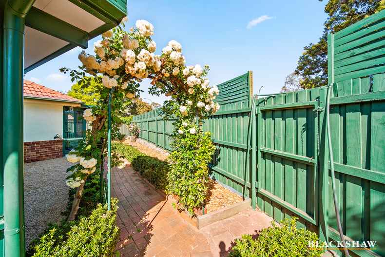 70 Rosewood Glen Jerrabomberra