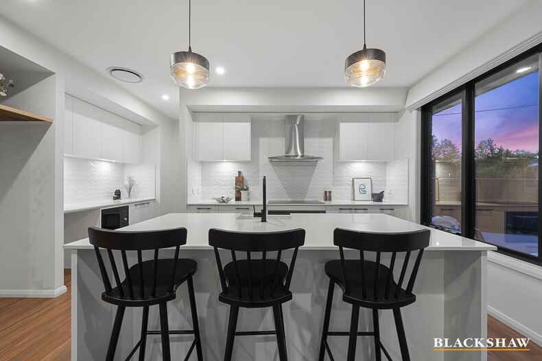 4 Tooma Place Narrabundah