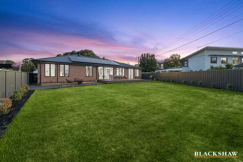 4 Tooma Place Narrabundah