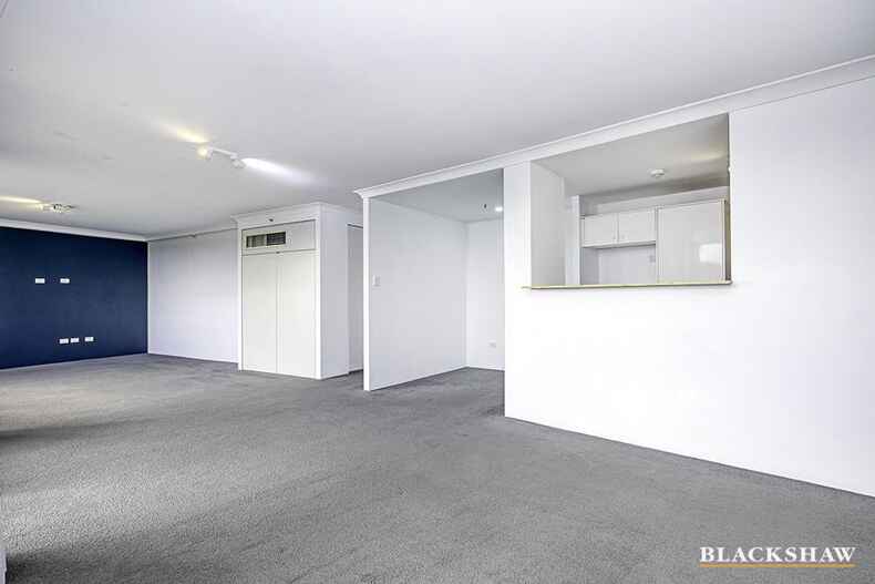 1802/2 Marcus Clarke Street City