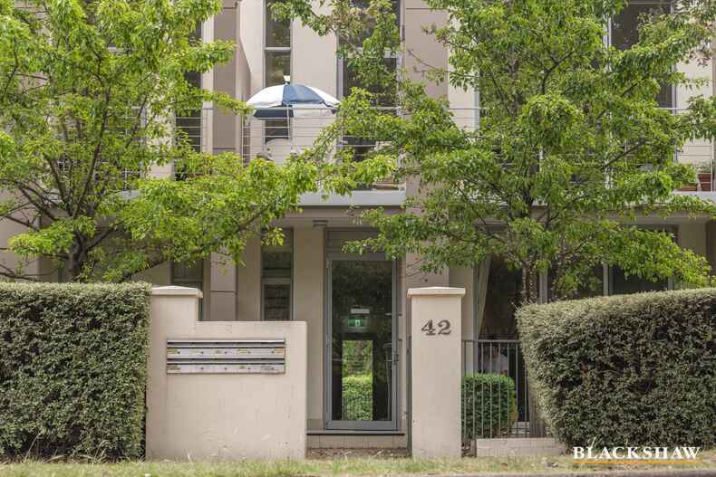 7/42 Henty Street Braddon