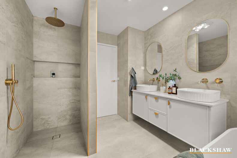 14 Pridham Street Farrer