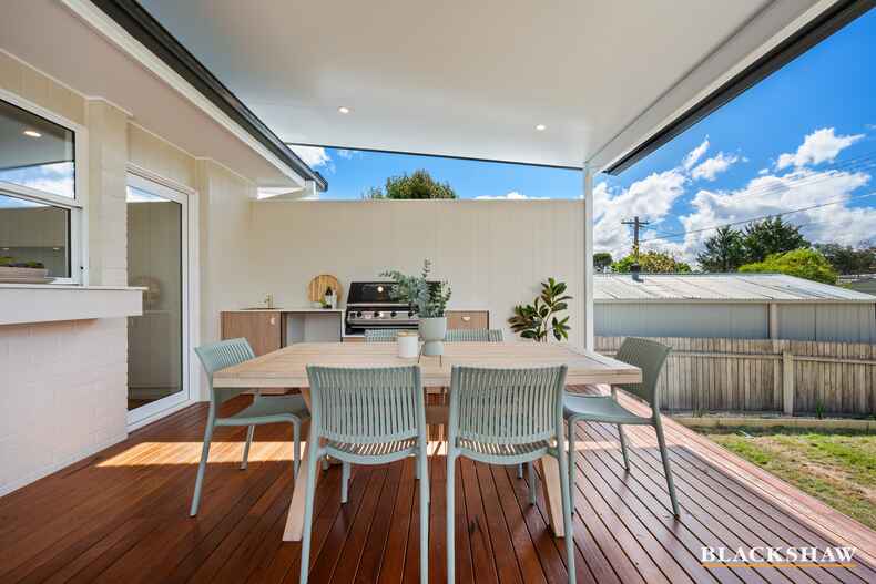 14 Pridham Street Farrer