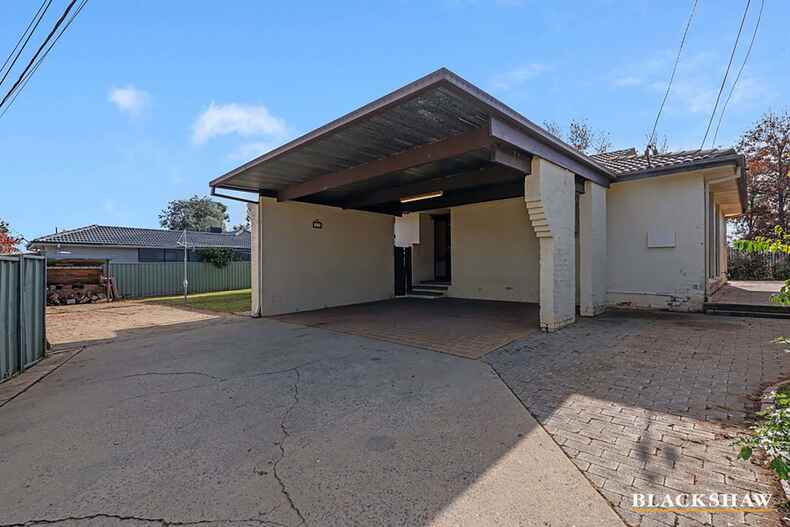 31 Dalley Crescent Latham