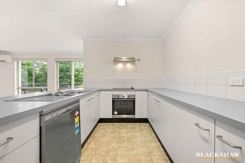 6/10 Tank Street Phillip