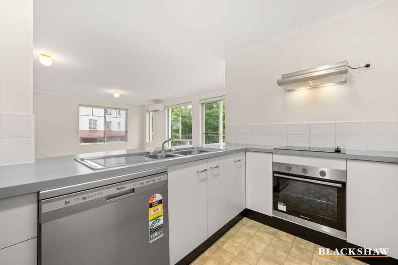 6/10 Tank Street Phillip