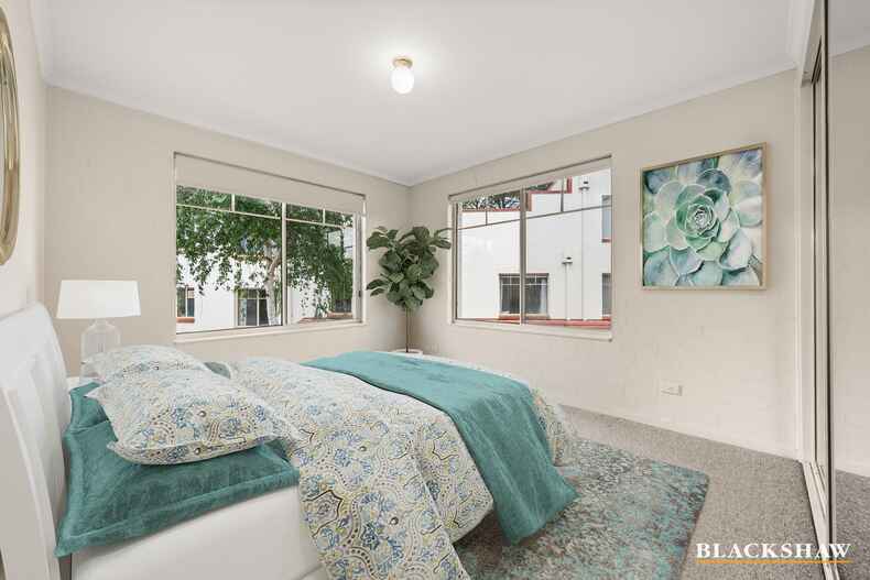 6/10 Tank Street Phillip