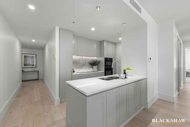 22/6 Lady Nelson Place Red Hill