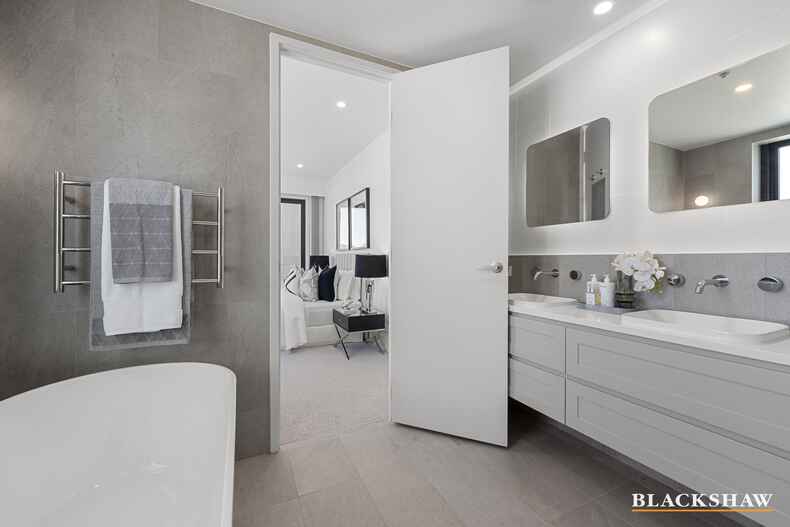 22/6 Lady Nelson Place Red Hill