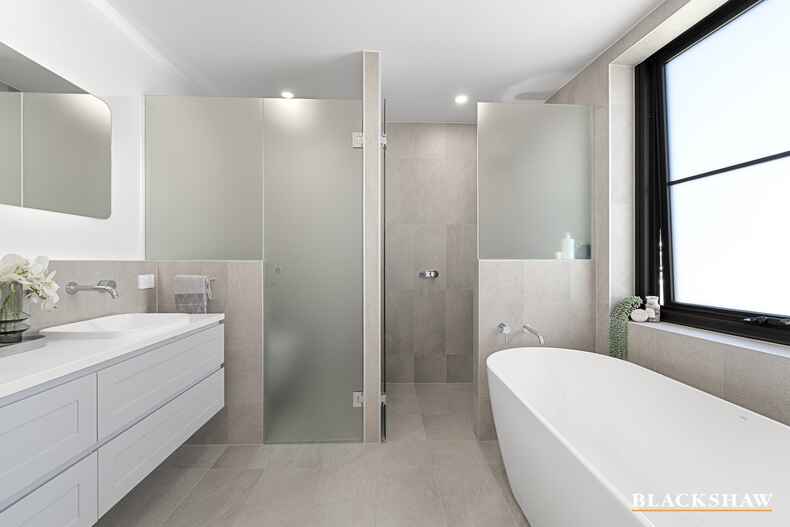 22/6 Lady Nelson Place Red Hill