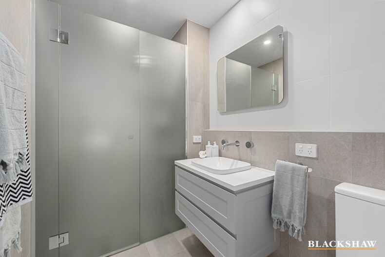 22/6 Lady Nelson Place Red Hill