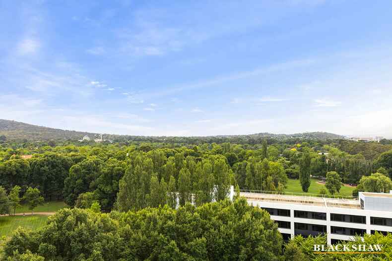 1021/240 Bunda Street City