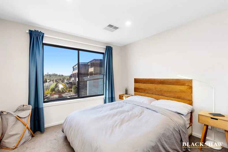 57/1 Bon Scott Crescent Moncrieff