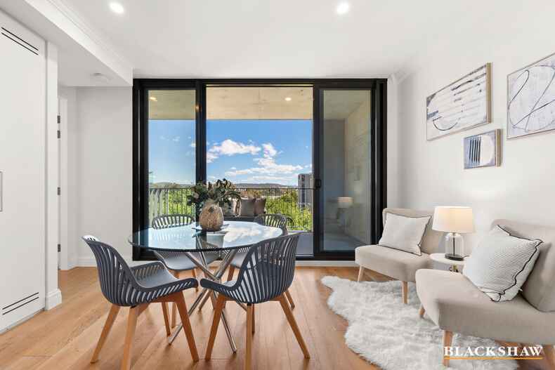 501/59 Constitution Avenue Campbell