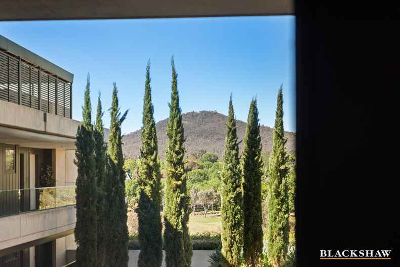 501/59 Constitution Avenue Campbell