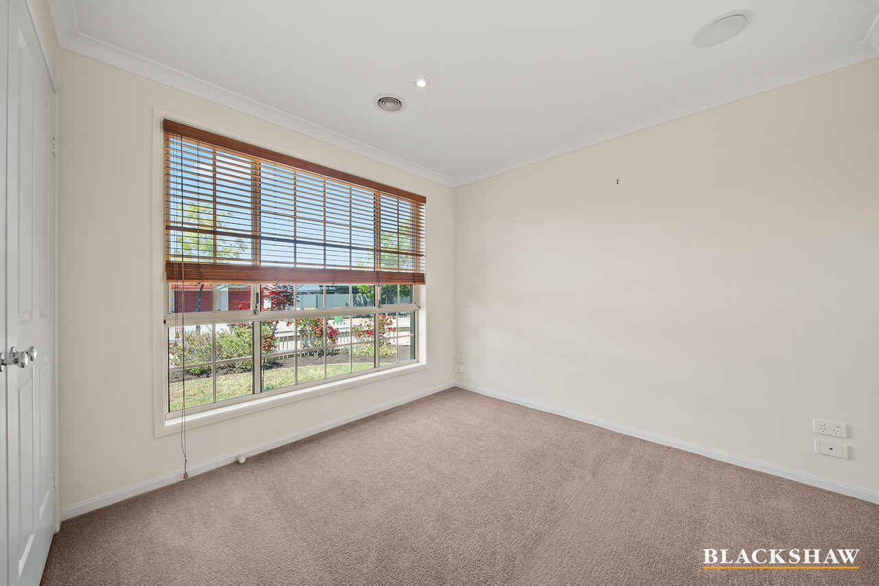 76 Rosewood Glen Jerrabomberra