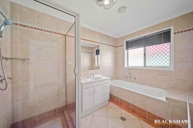 76 Rosewood Glen Jerrabomberra 76 Rosewood Glen Jerrabomberra