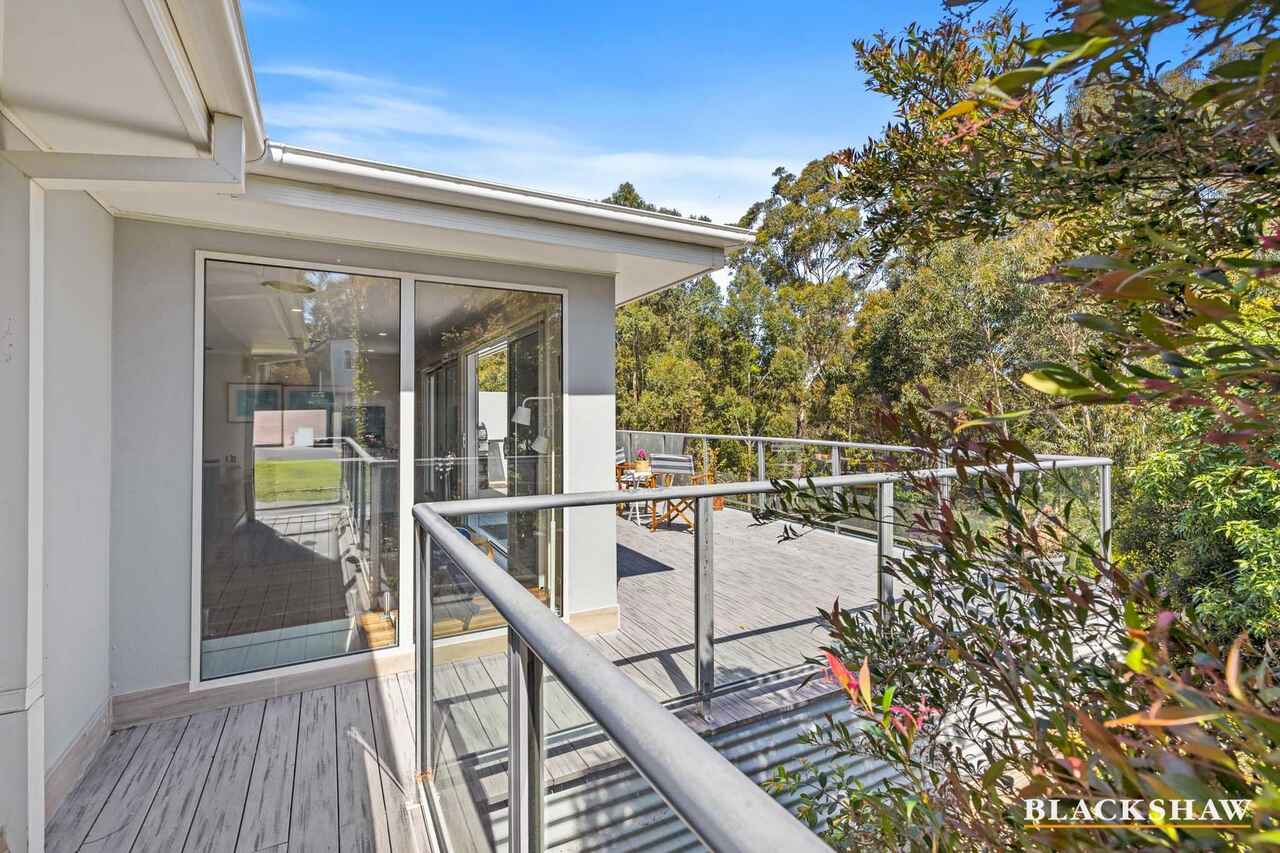 6 Courtenay Crescent Long Beach