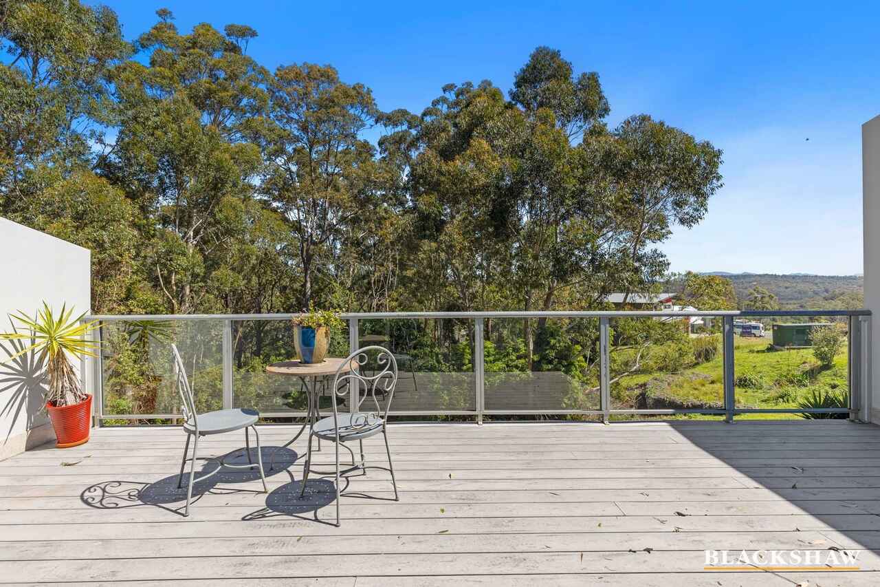 6 Courtenay Crescent Long Beach