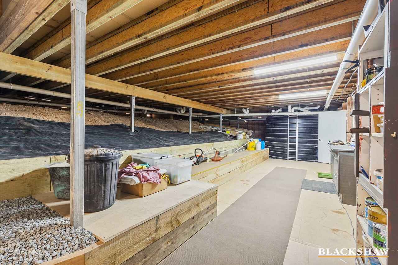 6 Courtenay Crescent Long Beach