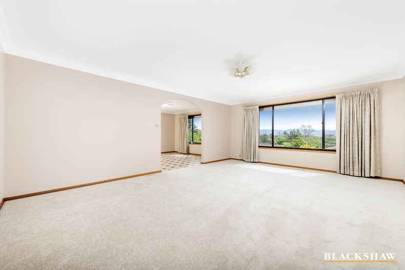 6 Willoughby Crescent Gilmore